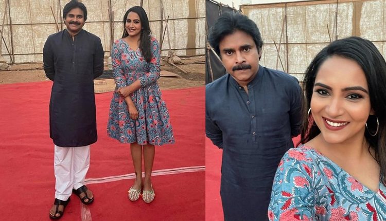 ప‌వ‌న్ క‌ళ్యాణ్‌తో బిగ్ బాస్ బ్యూటీ సెల్ఫీ.. పిక్స్ వైర‌ల్