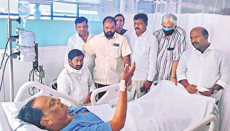 గుత్తాకు మంత్రి జగదీశ్‌రెడ్డి పరామర్శ