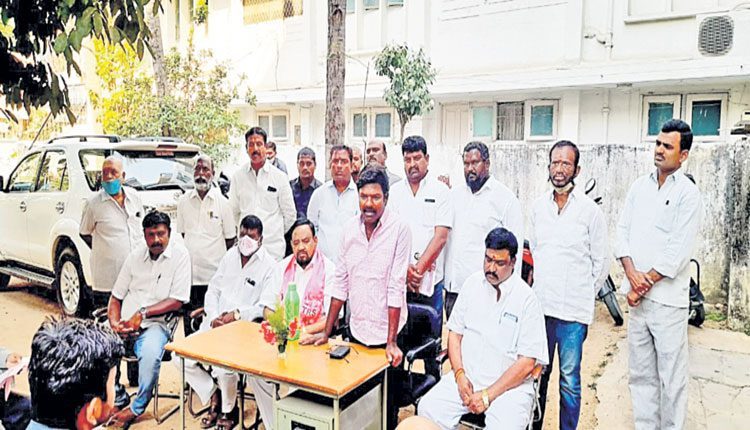 బీజేపీ అబద్ధాలను తిప్పికొట్టాలి