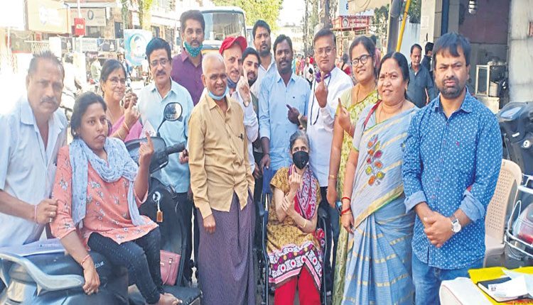 ఫలించిన టీఆర్‌ఎస్‌ వ్యూహం..!!