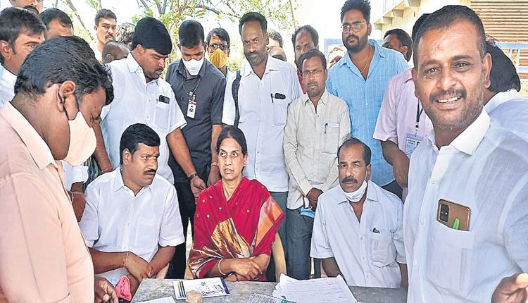 వాణీ దేవి విజయం ఖాయం