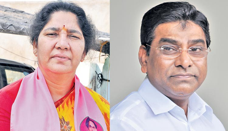 కేసీఆర్‌ను విమర్శించే స్థాయి బండికి లేదు