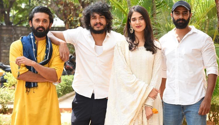 నలుగురి సిత్రాలు