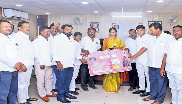 యువతకు ఇంద్రారెడ్డి ట్రస్ట్‌ చేయూత