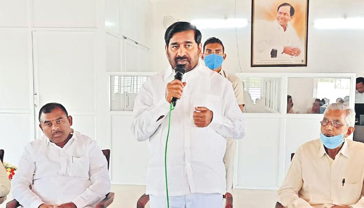 బీజేపీకి ఓటేస్తే పెట్రోల్‌ ధరలను సమర్థించినట్టే