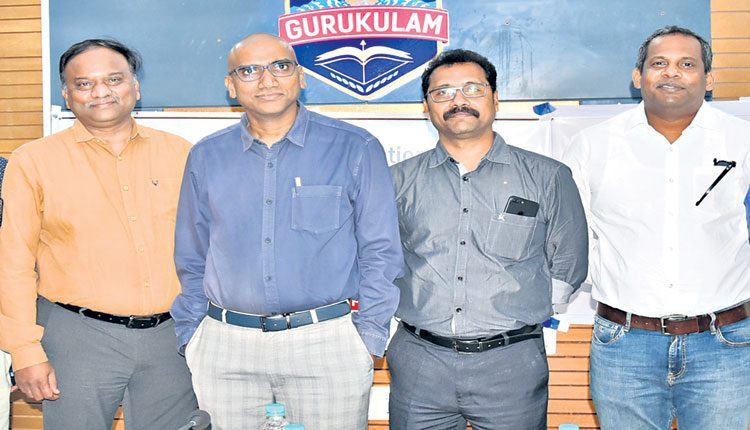 మహిళలు  దేశాభివృద్ధిలో భాగస్వాములు కావాలి