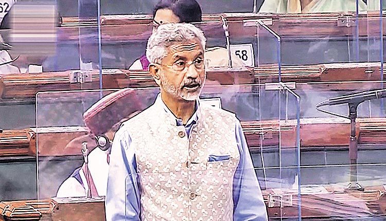 గల్ఫ్‌ కార్మికులపై ప్రత్యేక దృష్టి