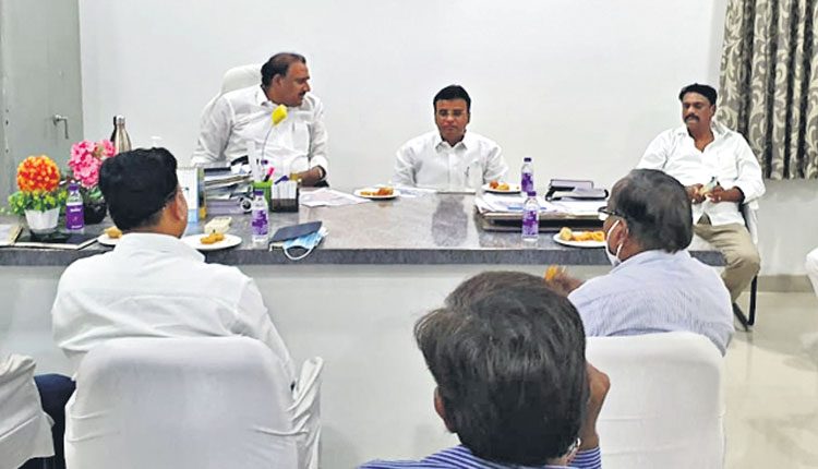 అభివృద్ధి పనుల్లో నిర్లక్ష్యాన్ని సహించేది లేదు