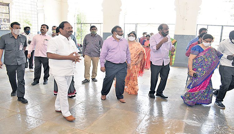 విక్టోరియాను  ఉత్తమ బోధనా కేంద్రంగా మారుస్తాం
