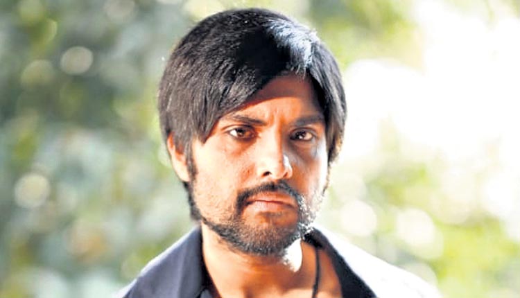 అండర్‌వరల్డ్‌ డాన్‌ జీవితం