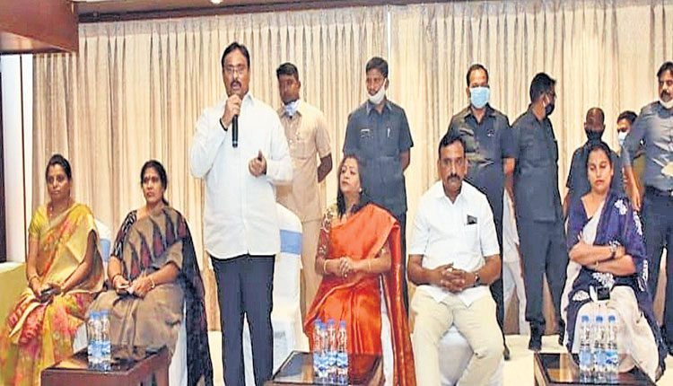 బీజేపీకి గుణపాఠం తప్పదు