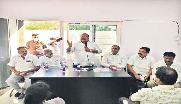 చదువులమ్మను చట్టసభకు పంపుదాం..