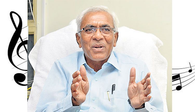 తెలంగాణ సినిమా కవులు యాసే..శ్వాసగా!