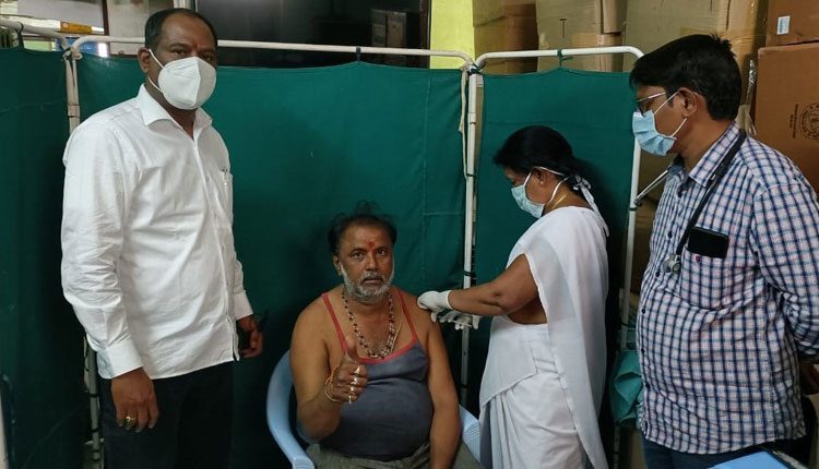 కొవిడ్‌ టీకాపై అపోహలు వీడాలి