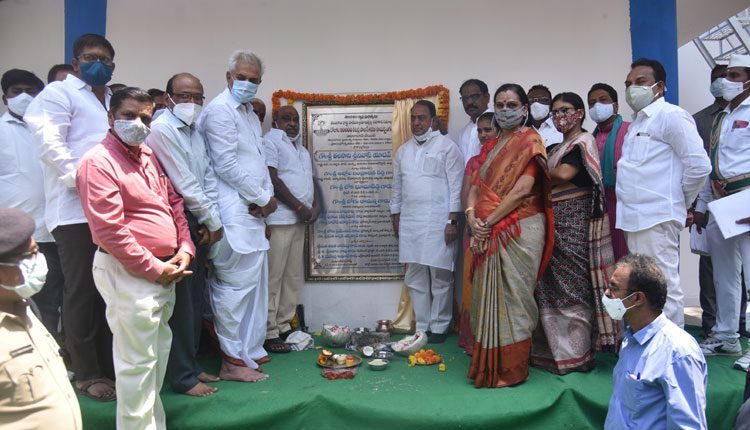 పాడితో ప్రత్యామ్నాయ ఉపాధి