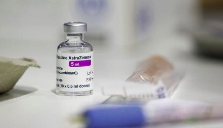 యూకేలో ‘ఆస్ట్రాజెనెకా’ వ్యాక్సిన్‌పై కీలక నిర్ణయం