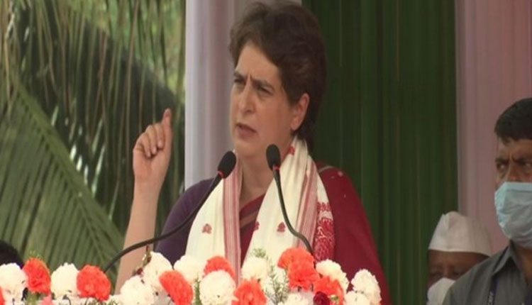 హామీల అమలులో బీజేపీ ప్రభుత్వం విఫలం : ప్రియాంక గాంధీ