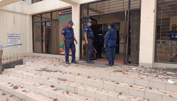 మోదీ పర్యటనపై బంగ్లాదేశ్‌లో నిరసనలు.. కాల్పుల్లో నలుగురు మృతి