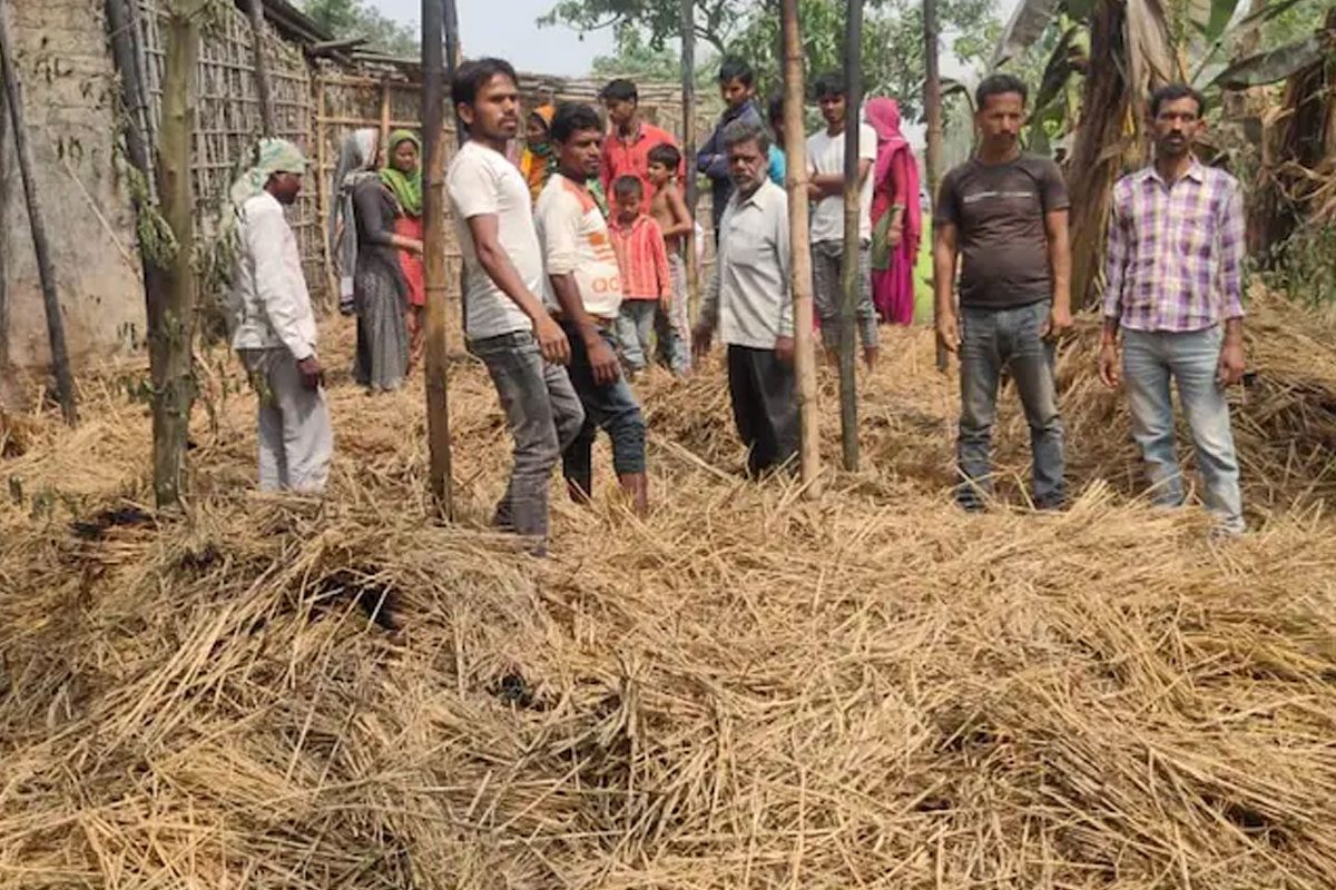 పూరిగుడిసెకు నిప్పంటుకొని ఆరుగురు చిన్నారులు సజీవ దహనం