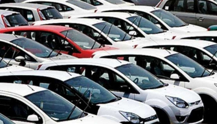 కొత్త కార్లపై మారుతి డిస్కౌంట్ల వ‌ర్షం!