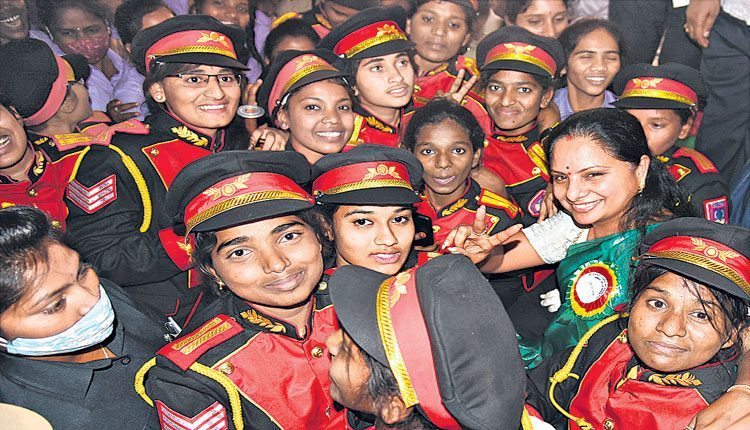 ఆమె శక్తి..విశ్వవ్యాప్తి