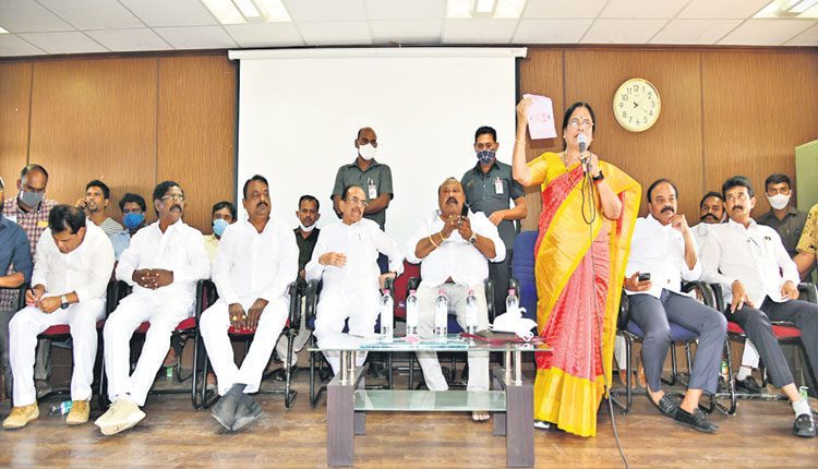 పక్కా వ్యూహం.. వాణికే బ్రహ్మరథం