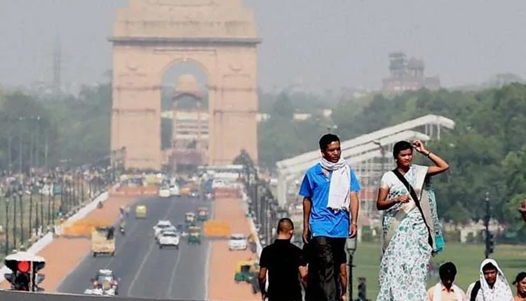 76 సంవత్సరాల తర్వాత ఢిల్లీలో రికార్డు స్థాయిలో ఎండ