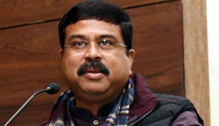 పెట్రో ధ‌ర‌ల వాత తాత్కాలిక‌మే: ధ‌ర్మేంద్ర ప్ర‌ధాన్