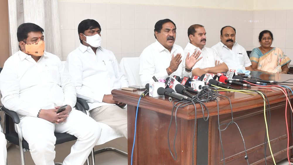 కాంగ్రెస్‌ భూస్థాపితం.. బీజేపీ లేచేది లేదు