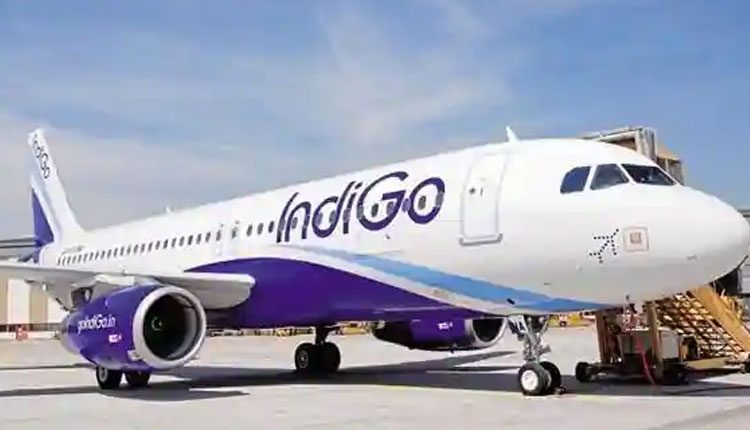 పెరుగుతున్నకరోనా కేసులు.. విమాన ప్రయాణికులకు కొత్త నిబంధనలు..