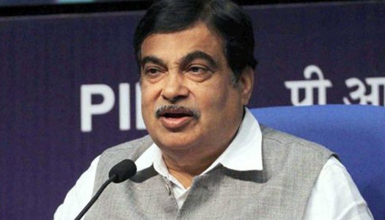 పాత వెహిక‌ల్స్ అప్ప‌గిస్తే కొత్త కార్ల‌పై 5% రాయితీ: నితిన్ గ‌డ్క‌రీ