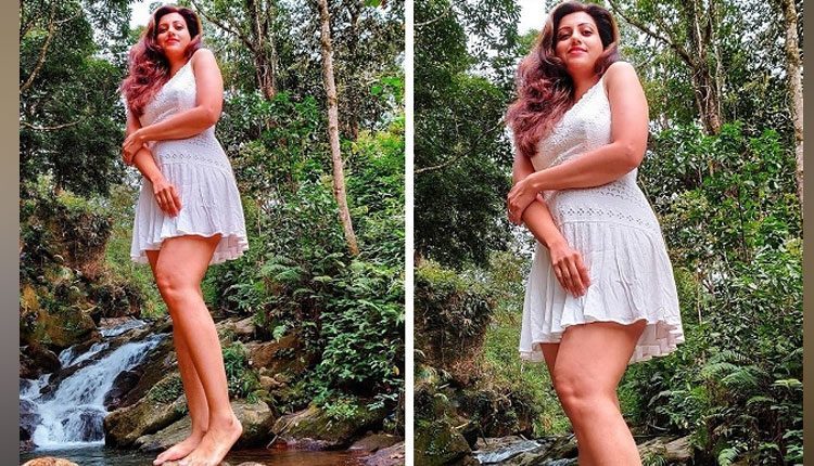 జ‌ల‌పాతంలా హంసానందిని న‌య‌గారాలు