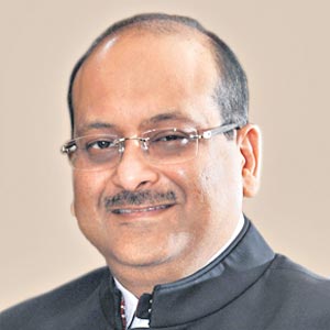 నిర్మాణ కార్మికులకు ఉచితంగా వ్యాక్సిన్‌