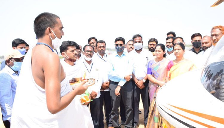 రాజన్న సన్నిధిలో హెలికాప్టర్ సేవలు ప్రారంభం