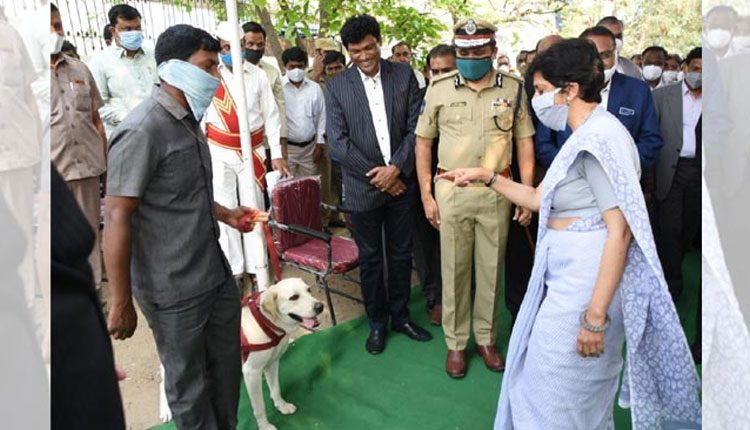పోలీసు గార్డు గదిని ప్రారంభించిన చీఫ్‌ జస్టిస్‌ హిమా కోహ్లీ