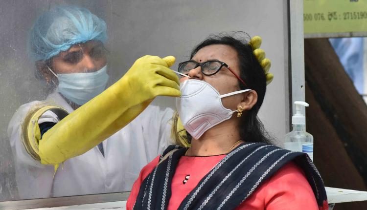 తెలంగాణలో కొత్తగా 412 కరోనా కేసులు