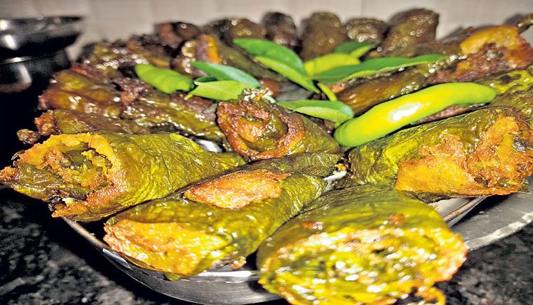 చుట్టలు చుట్టీ తిందామా!