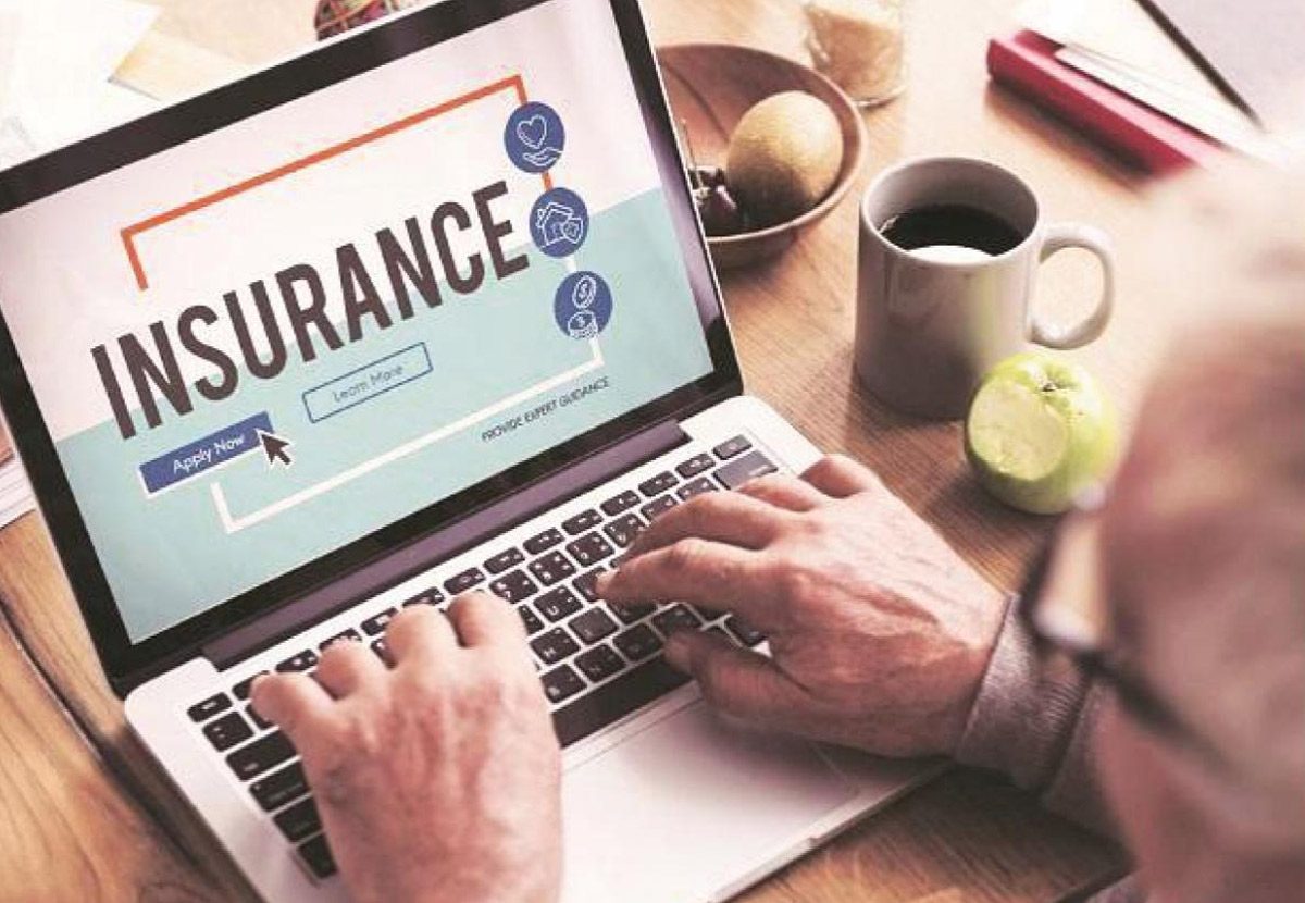 క‌రోనా మృతుల బీమా క్లెయిమ్స్‌: రూ.1,986 కోట్లు