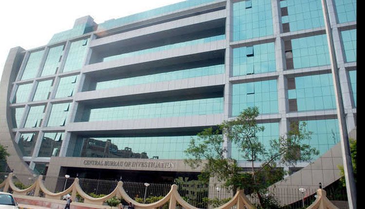 శారదా పోంజీ కేసు.. సెబీ అధికారుల ఇళ్లలో సీబీఐ సోదాలు