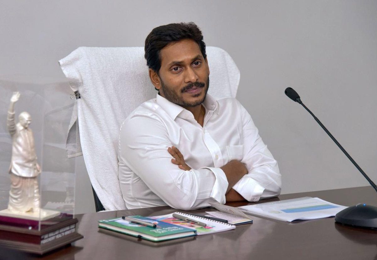 బంప‌రాఫ‌ర్‌: స‌ర్కారీ ఉద్యోగుల‌కు ల‌క్ష ఎల‌క్ట్రిక్ టూ వీల‌ర్స్‌