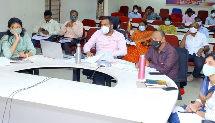 పంచాయతీల్లో ఉప ఎన్నికలకు సిద్ధం కావాలి