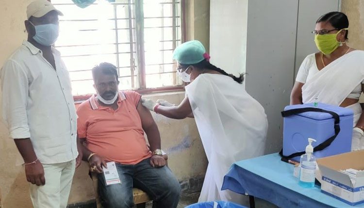 117 మందికి కొవిడ్‌ వ్యాక్సిన్‌