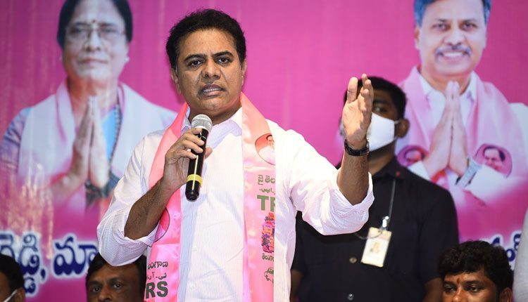 గోబెల్స్‌కు తాతల్లా మారారు