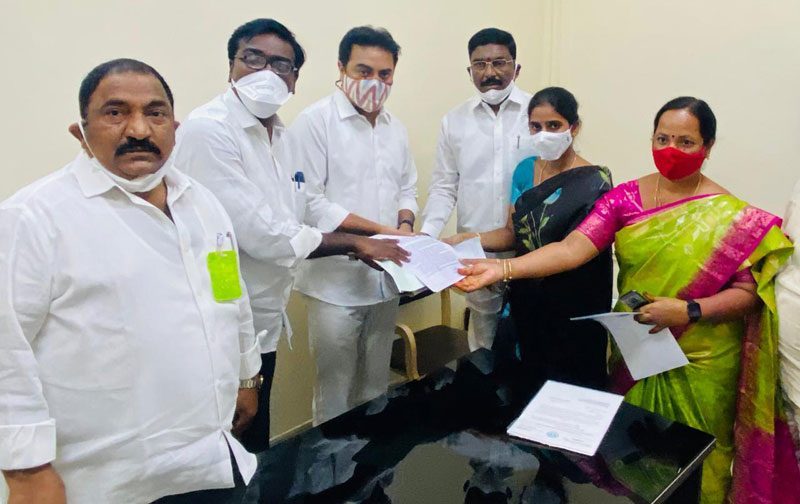 టీఆర్‌ఎస్‌ నేత కుటుంబానికి సర్కారు అండ