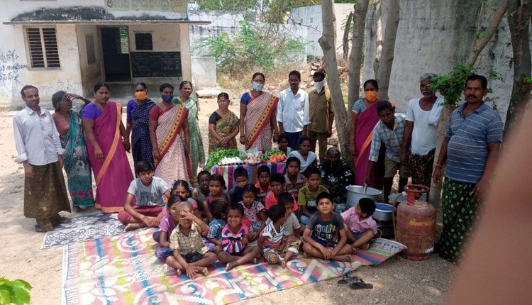 అంగన్‌వాడీల్లో పోషణ పక్షోత్సవాలు