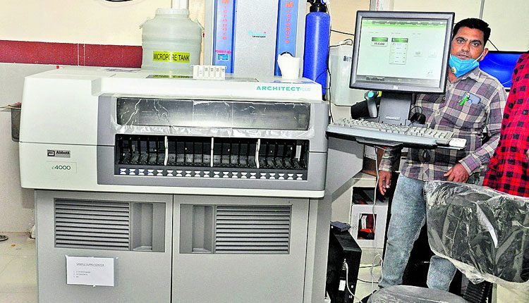 సర్కారు దవాఖానల్లో టీ డయాగ్నొస్టిక్‌ సెంటర్లు