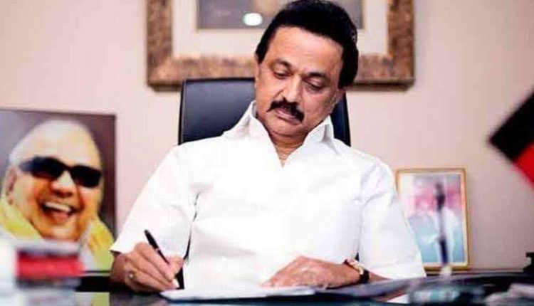 ఎంకే స్టాలిన్‌కు సొంత వాహ‌నం లేద‌ట‌!