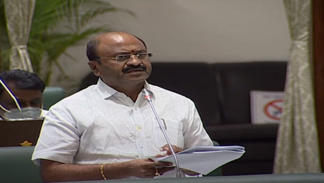 మార్కెట్ల‌ను ర‌ద్దు చేస్తే రైతుల‌కు ఇబ్బందులు : ఎమ్మెల్యే చ‌ల్లా