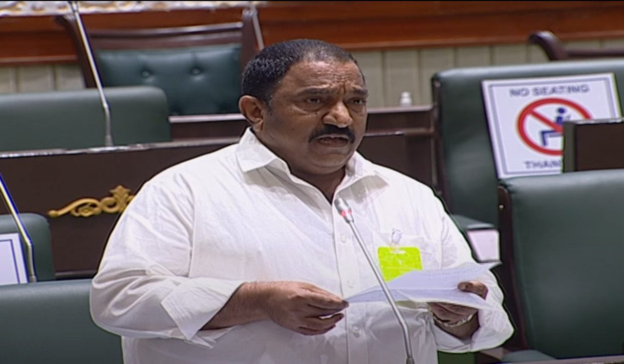 ప‌ల్లె ప్ర‌గ‌తితో గ్రామాల సీజ‌నల్ వ్యాధులు మాయం : ఎమ్మెల్యే సండ్ర‌