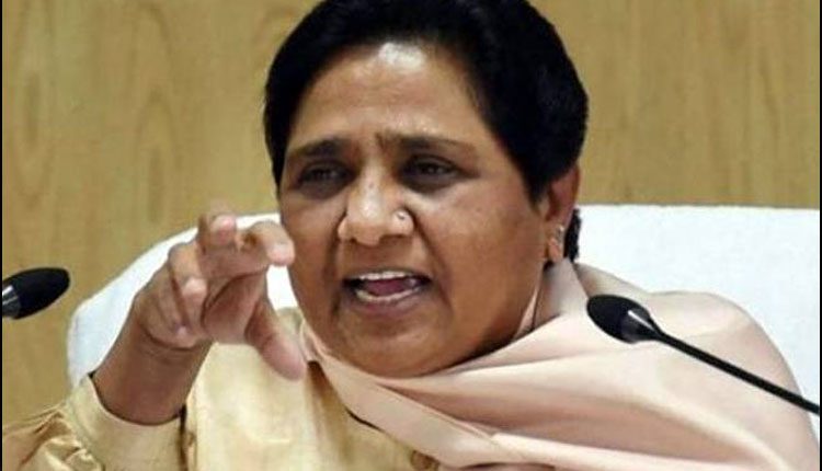 యూపీలో శాంతిభ‌ద్ర‌త‌లు అధ్వాన్నం: ‌మాయావ‌తి